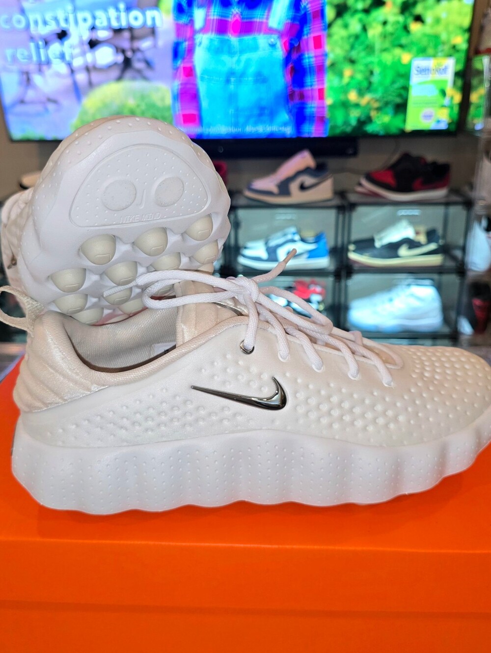 Size 13W - NIKE MIND 002 Summit White/Silver Metallic - HQ4319-101